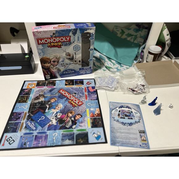Frozen Disney Monopoly Junior Board Game 2014 Parker Brothers Hasbro Complete - Picture 5 of 7